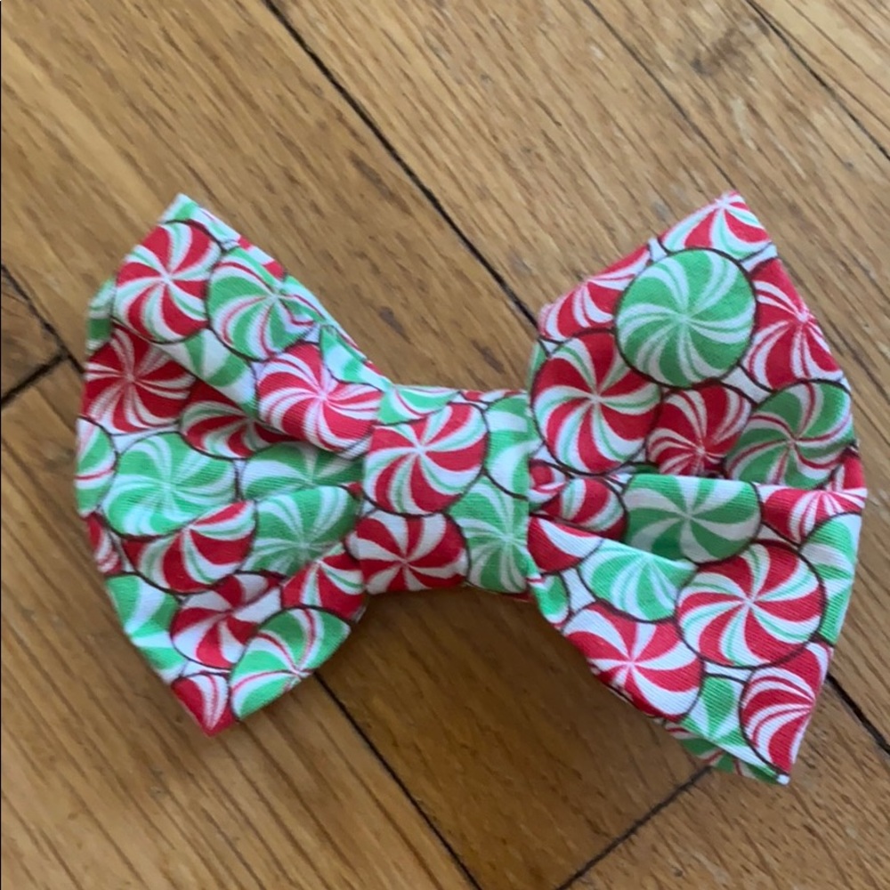 Bow tie for pet collar